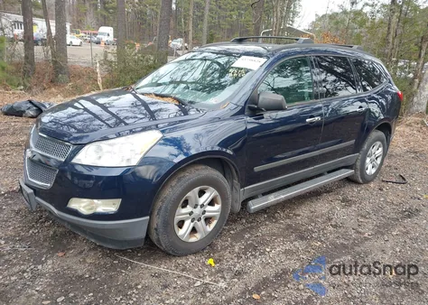 2012 Chevrolet Traverse Ls z USA, uszkodzony, nr VIN 1GNKREED6CJ302471